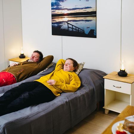 Labbnaes Semesterhem, Radhuset Kemionsaari Zewnętrze zdjęcie