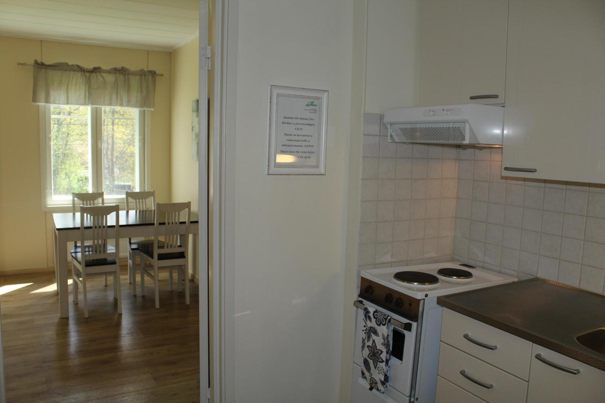 Labbnaes Semesterhem, Radhuset Kemionsaari Zewnętrze zdjęcie